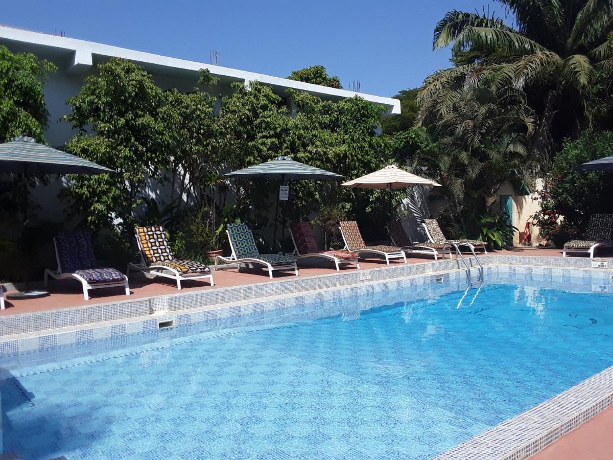 Riyan Apartment Kololi Ngoại thất bức ảnh