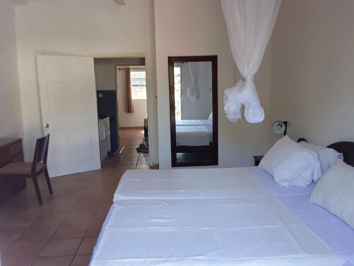 Riyan Apartment Kololi Ngoại thất bức ảnh