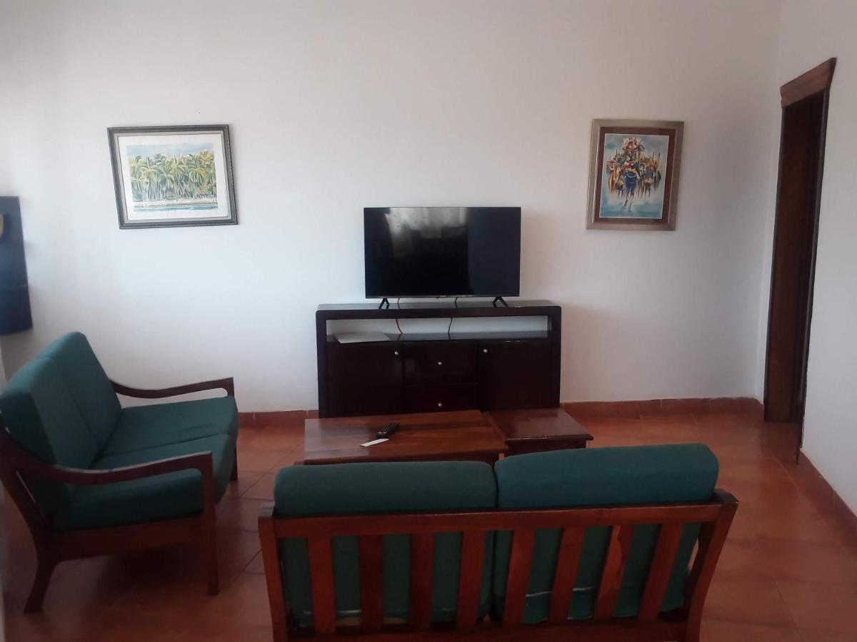 Riyan Apartment Kololi Ngoại thất bức ảnh