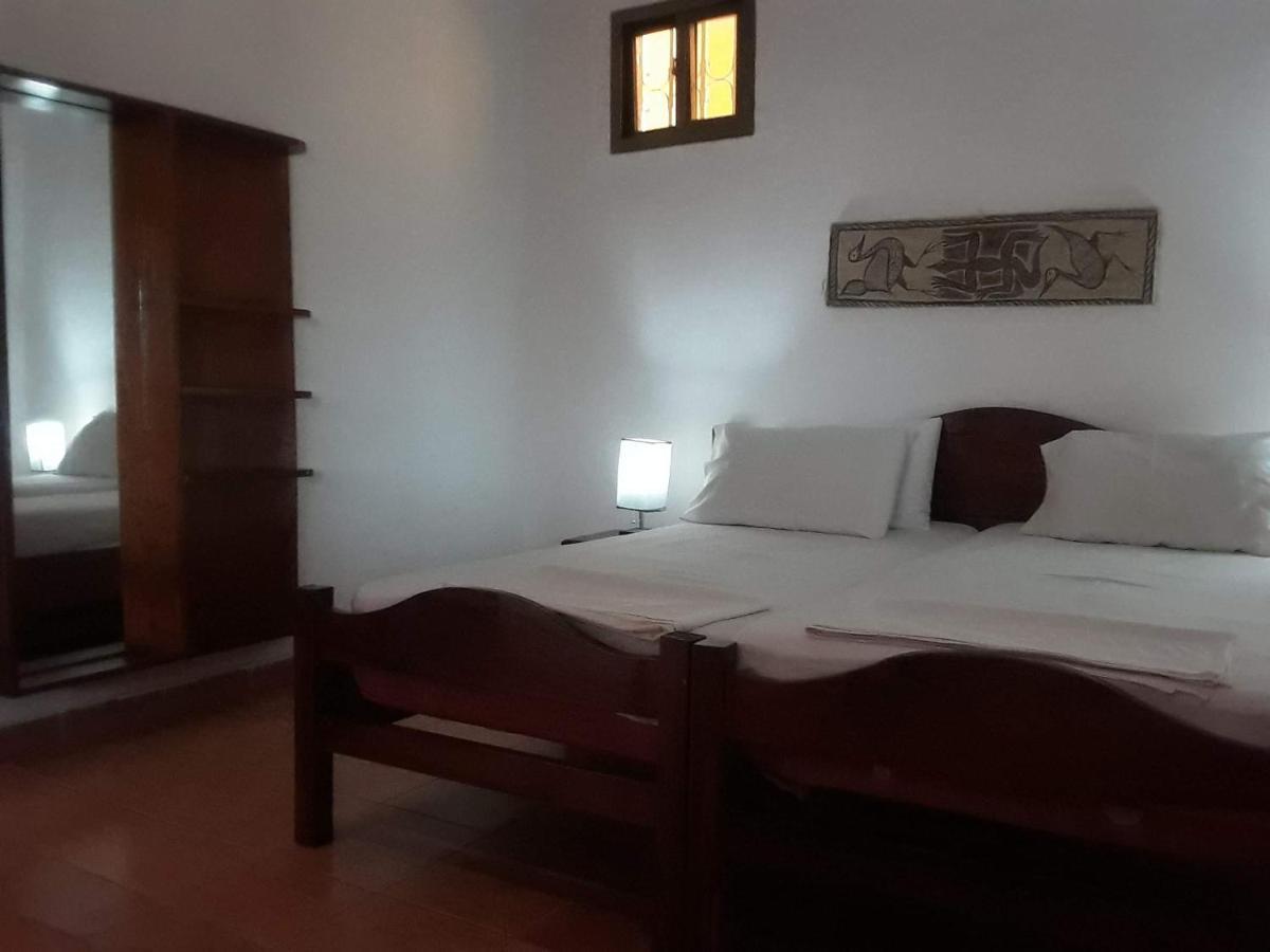 Riyan Apartment Kololi Ngoại thất bức ảnh