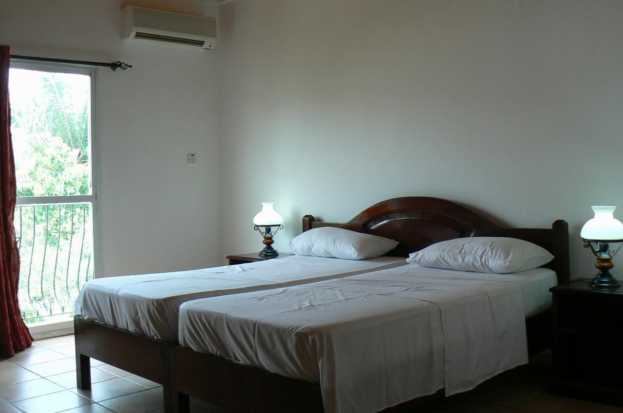Riyan Apartment Kololi Ngoại thất bức ảnh