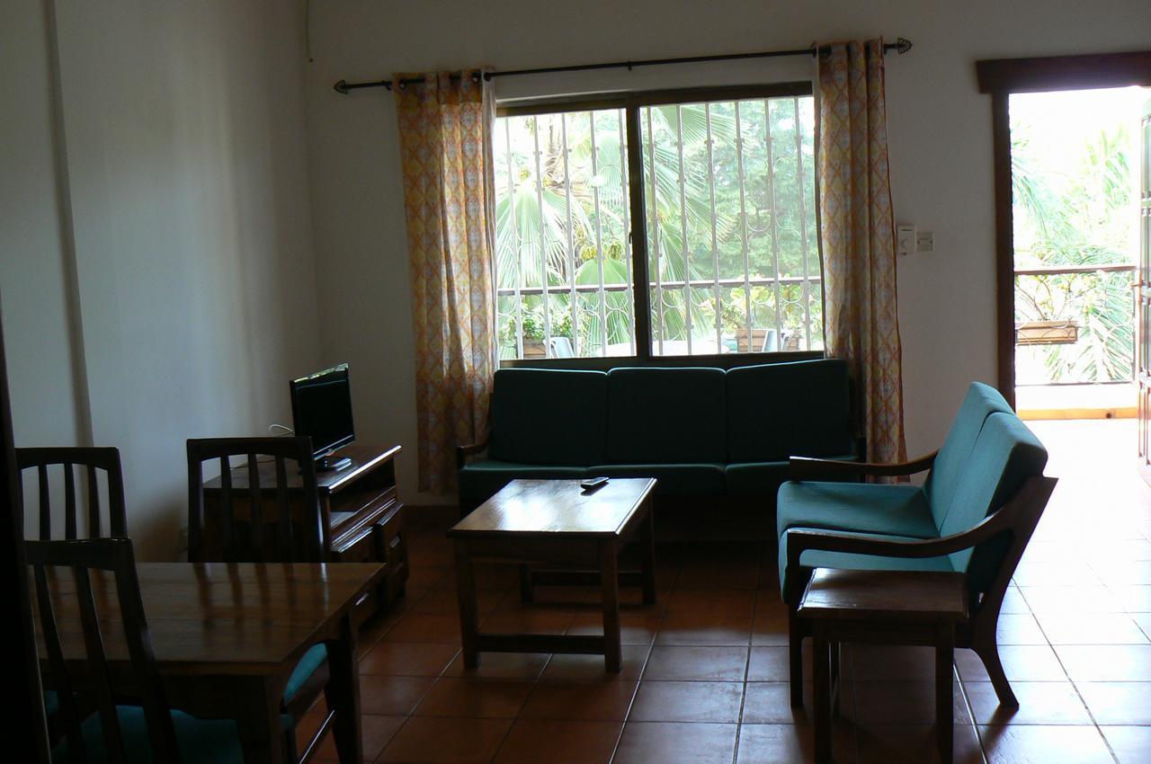 Riyan Apartment Kololi Ngoại thất bức ảnh