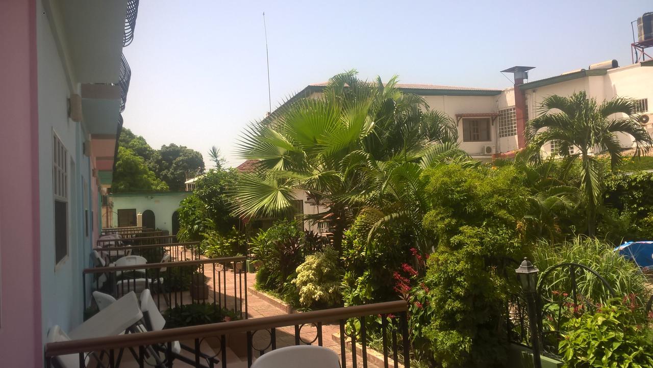Riyan Apartment Kololi Ngoại thất bức ảnh